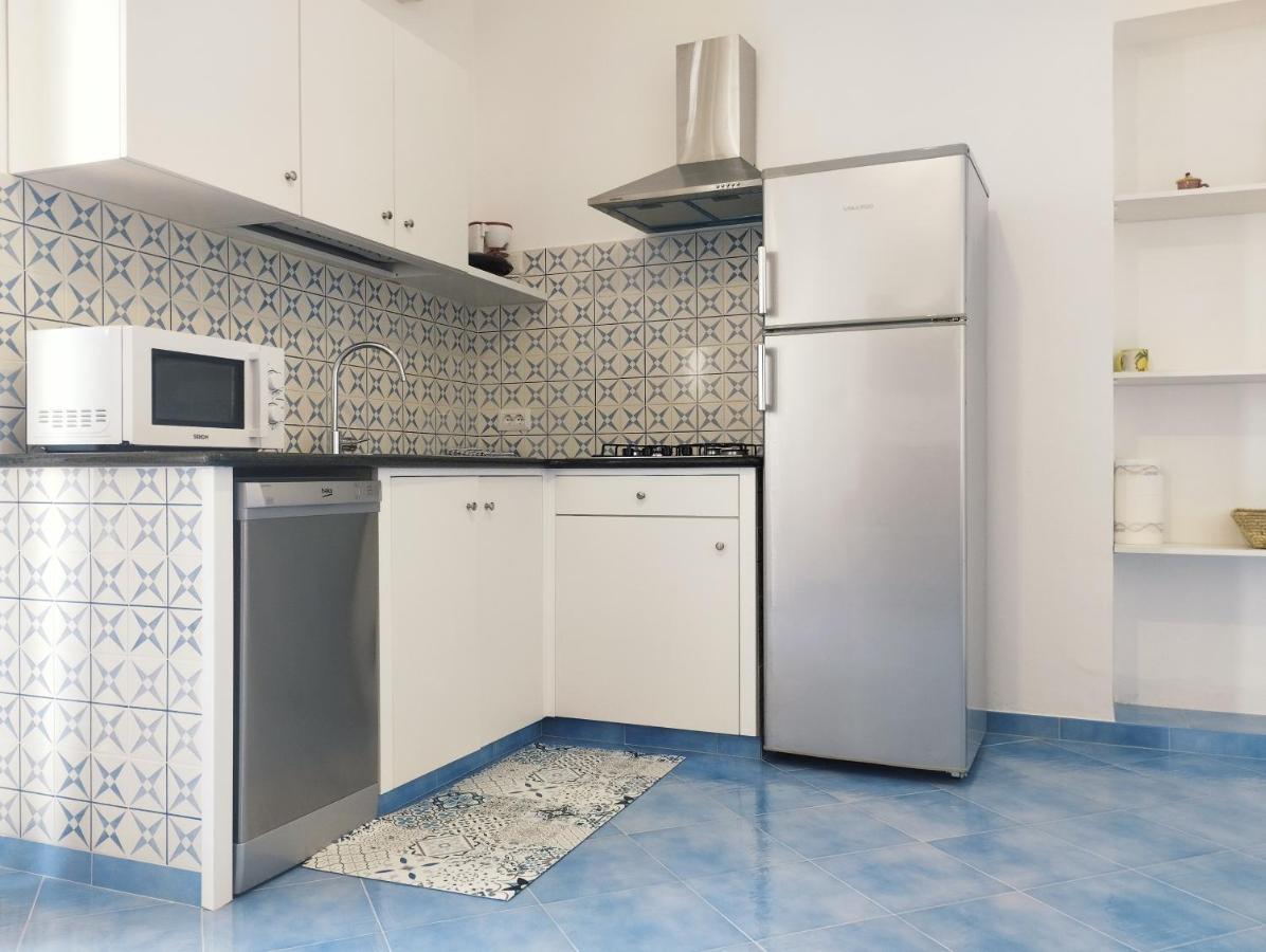 Casa Luisa & Milu , Coastal Retreats In Furore! Стая снимка