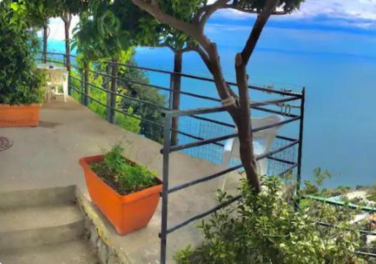 Casa Luisa & Milu , Coastal Retreats In Furore! Стая снимка