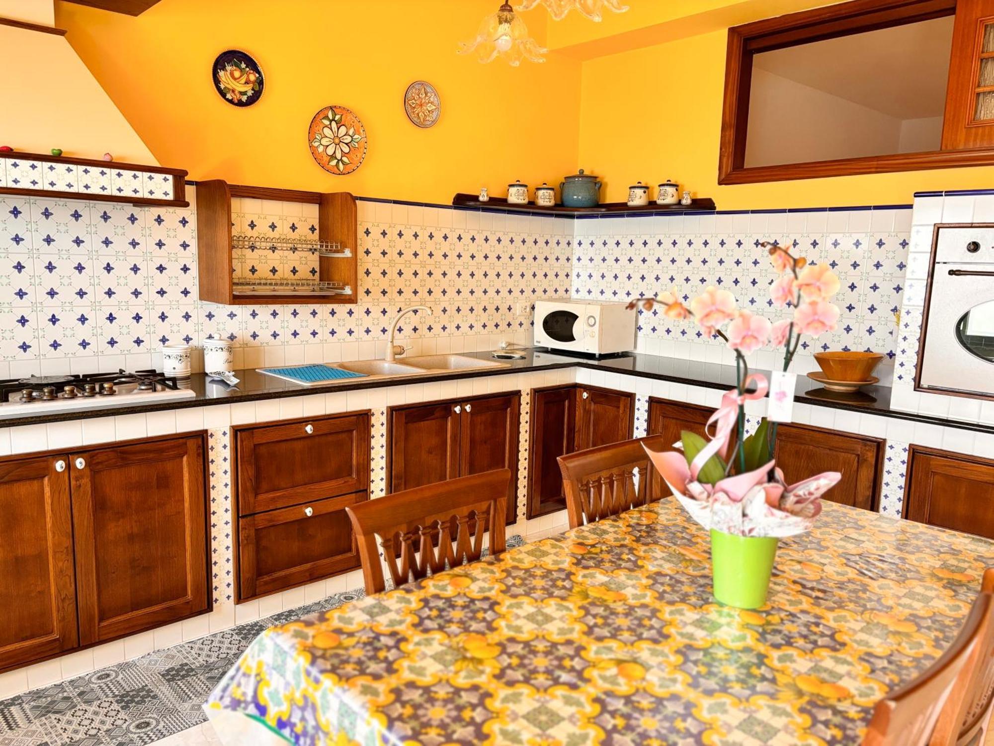 Casa Luisa & Milu , Coastal Retreats In Furore! Екстериор снимка